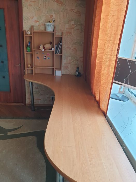 Продам стол недорого, отличное состояние