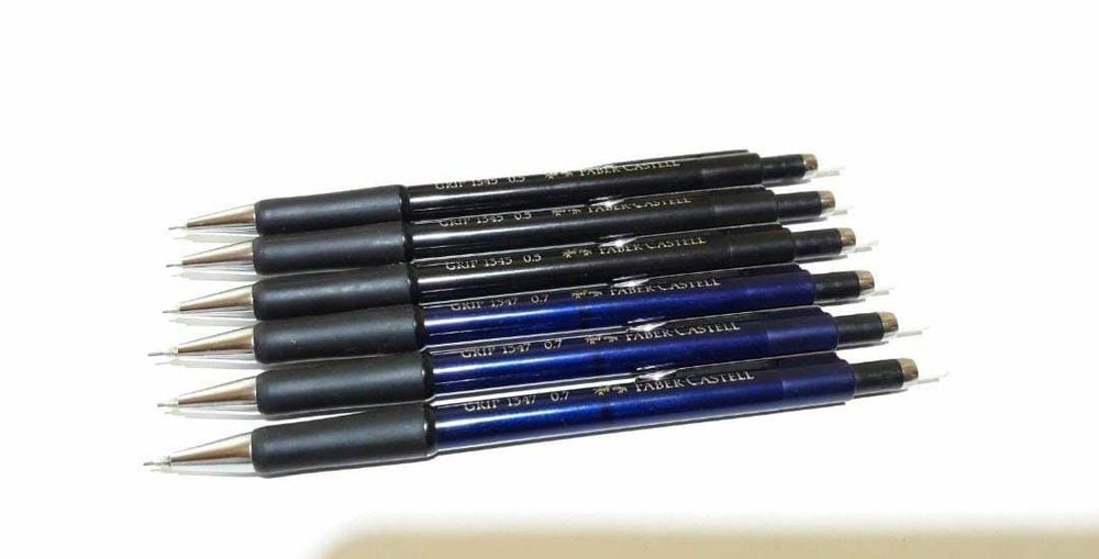 Lot 6 creioane faber castell 1345 si 1347 de 0.5 mm si 0.7 mm, copii