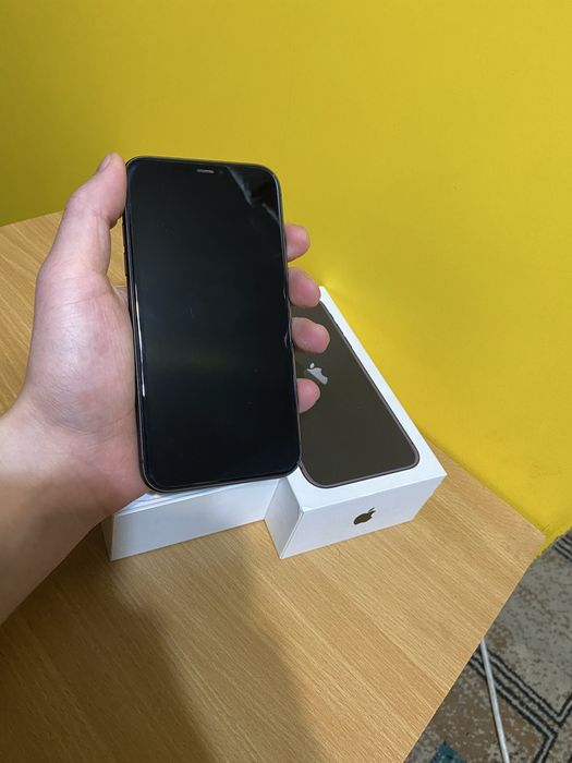 Продам iPhone 11 память 128GB