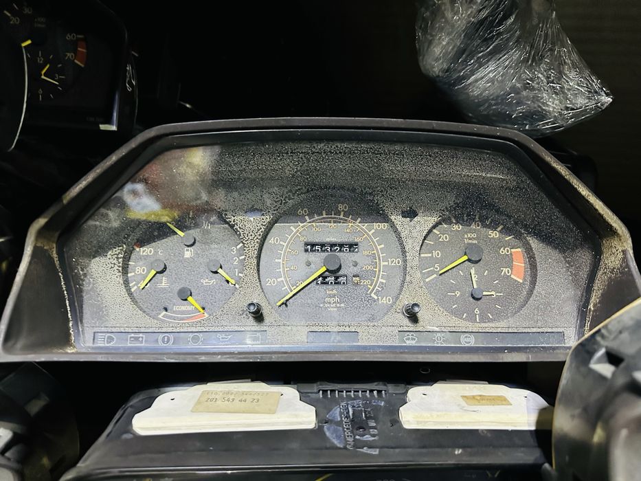 W124 панель прибор щиток прибор авторазбор бу запчасть мерс