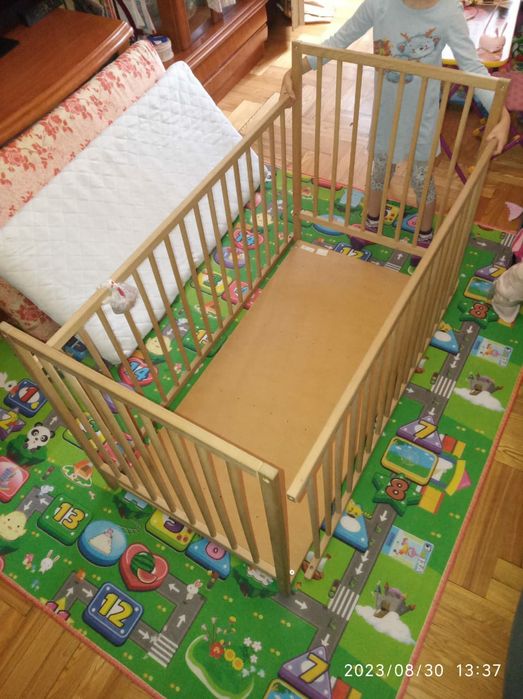 Манеж детский продам