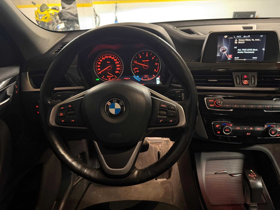 Inchiriere masini - BMW X1 Alb, in Cluj Napoca, Rent a Car