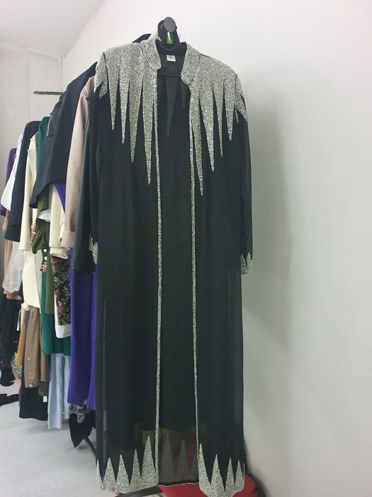 Накидка вышитая бисером