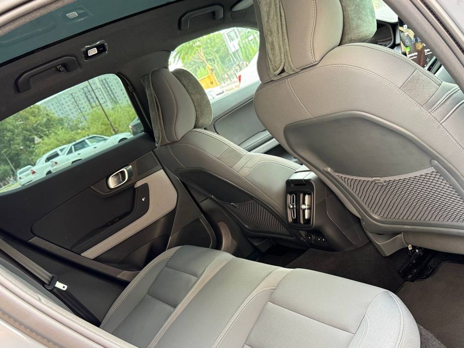 Volvo Polestar 2 панорама СРОЧНО продаётся.