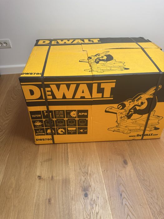 DeWalt DWS780 + Stand DeWalt DE7033 + panze