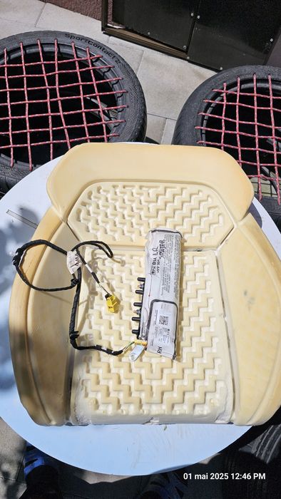 Vând airbag scaun Skoda Superb 3