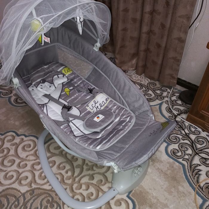 Шезлонг детский для младенцев