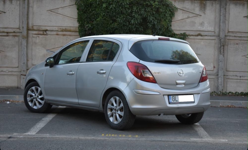 Opel Corsa 2007 / 120.000 km / consum mic