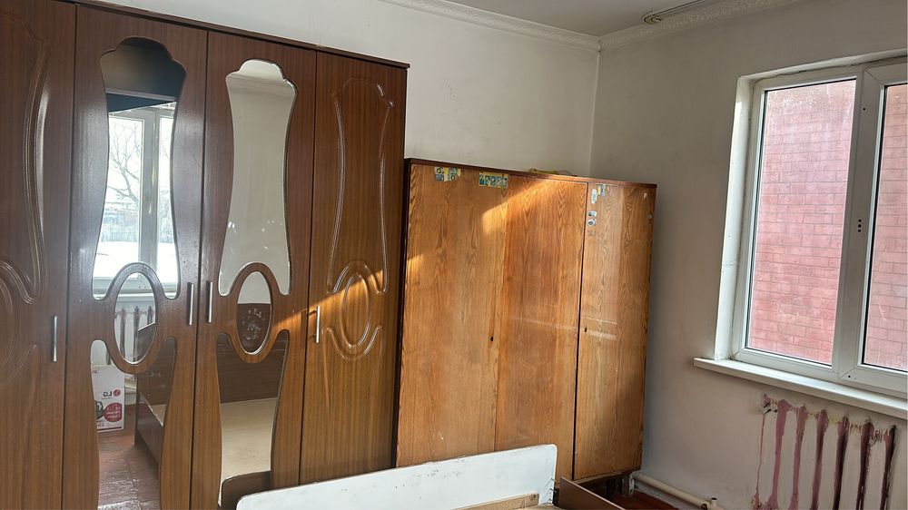 Сп кровати и шкаф