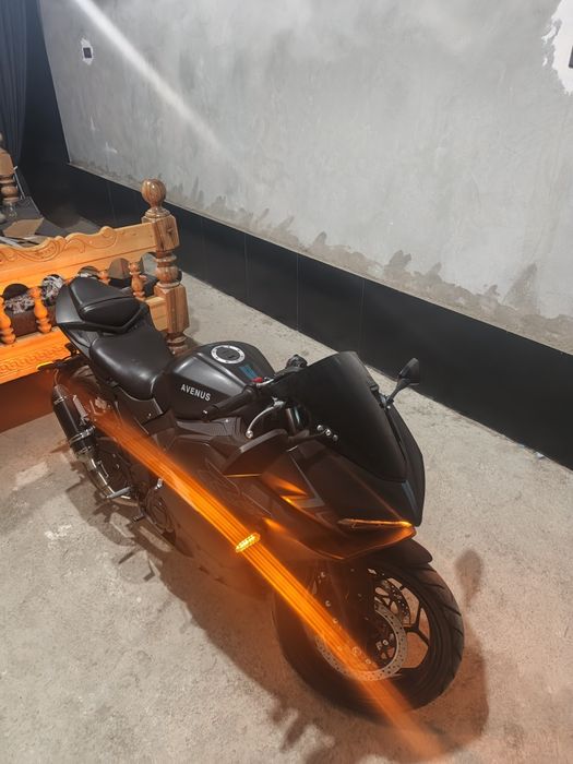 Спортбайк мотоцикл