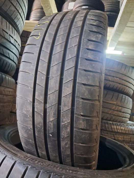 Anvelope second vara 215 40 R18 Bridgestone