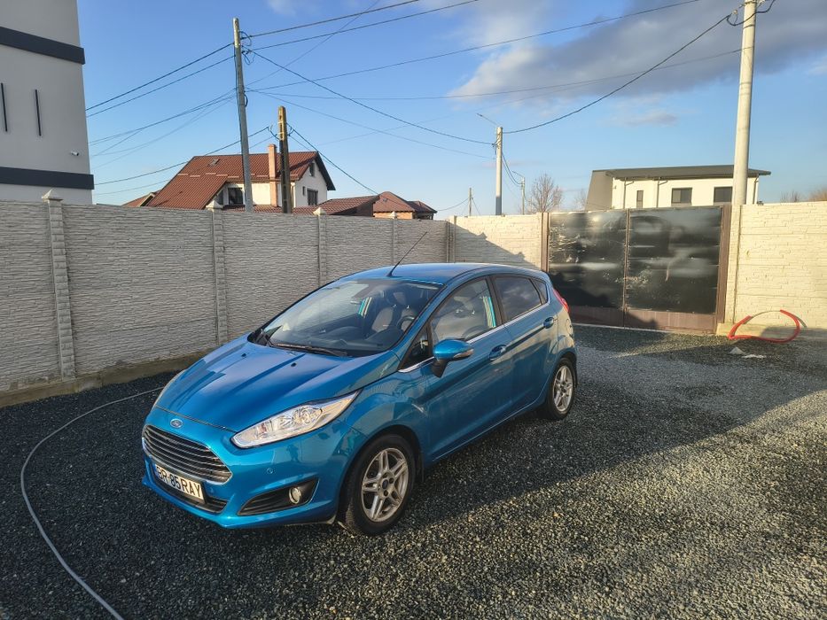 Ford fiesta mk6 2013
