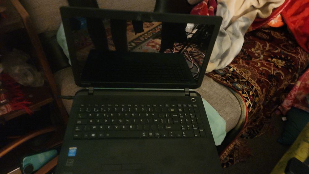 TOSHIBA satelite c50-B-14 D