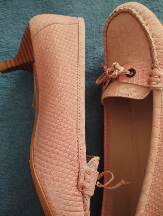 Продам мокасины новые