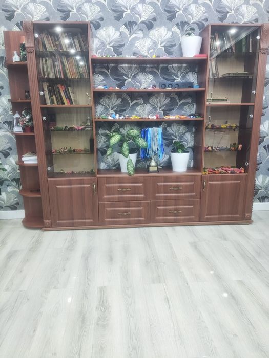 Сервант для гостиной