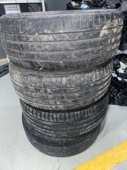 Продам шину летнии R17