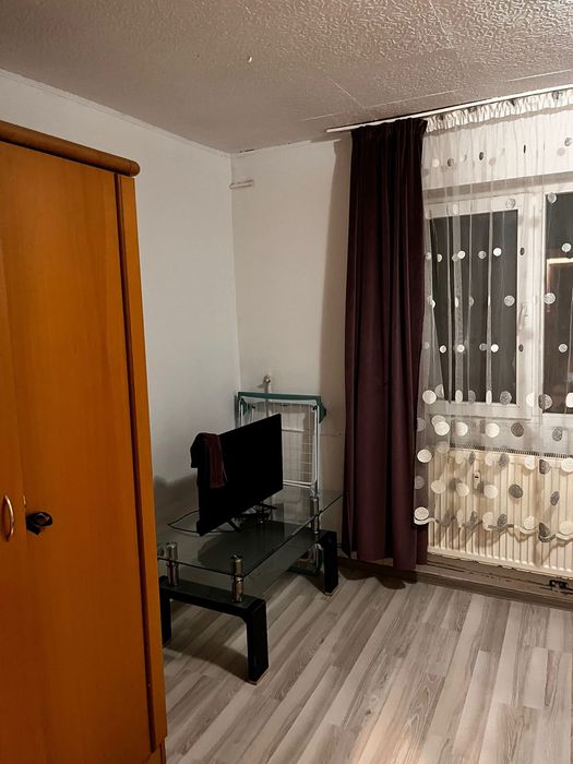 Proprietar / Inchiriez Garsoniera