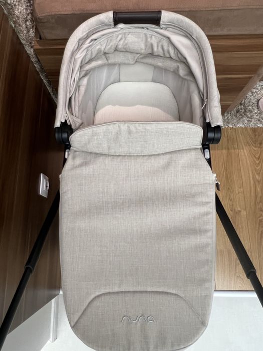 Кош за новородено Nuna LYTL