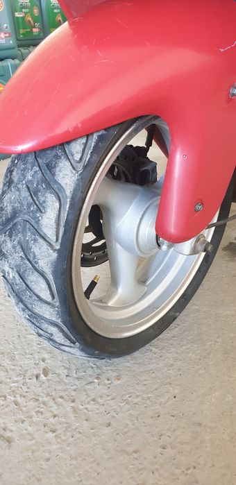 Skuter Fekon sotiladi