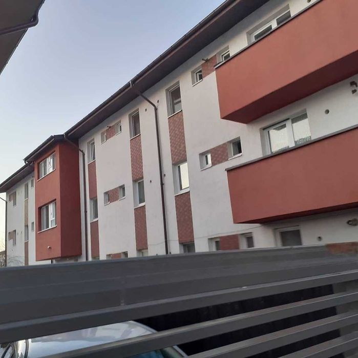 Proprietar inchiriez garsoniera in bloc nou aproape de Auchan Titan