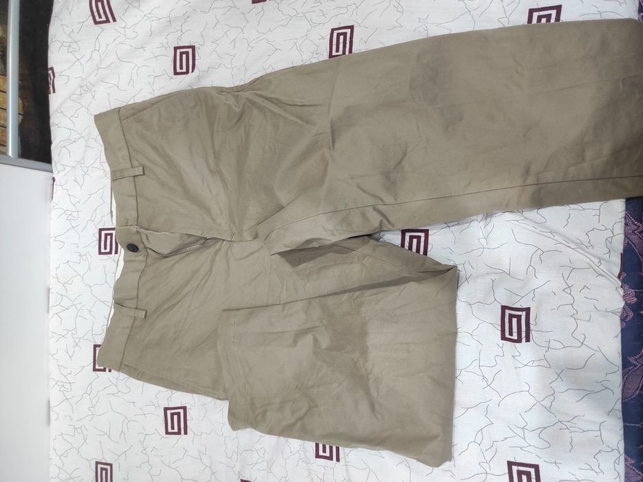 Бежевые штаны Zara