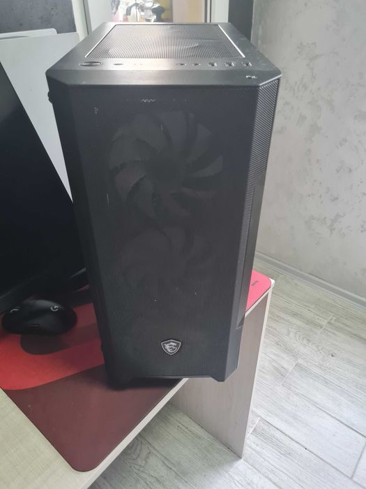 Гейминг компютър с rtx 4060