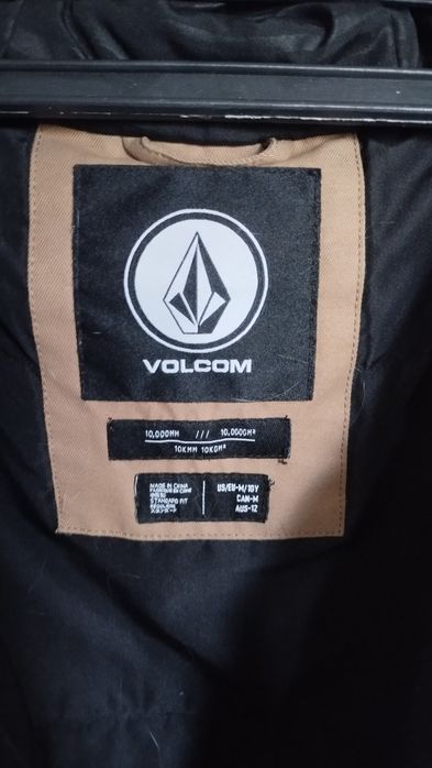 Volcom Vernon ins JR и Volcom Barkley bib  9-11 yo