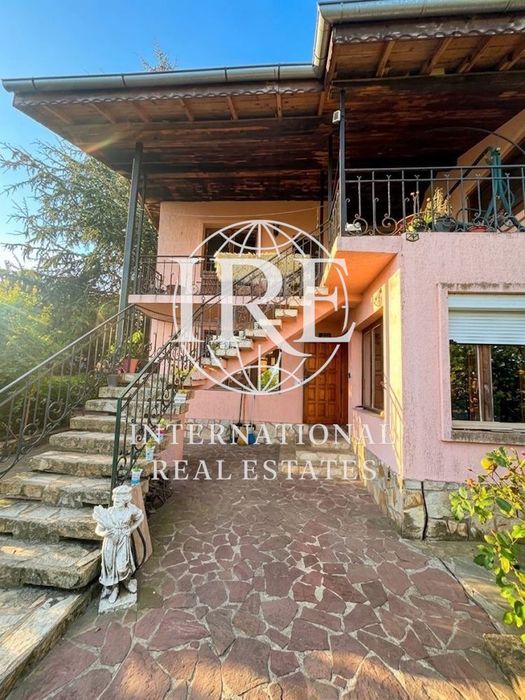 Продава се Къща в с. Константиново, Област Варна - 170 кв.м за 1236 €/кв.м - Снимка #12