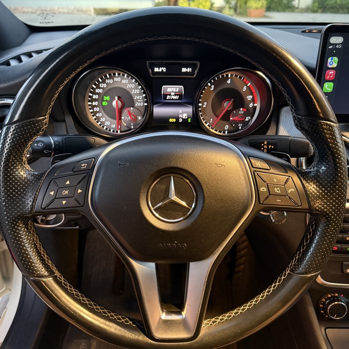 Vand Mercedes Benz CLA 220