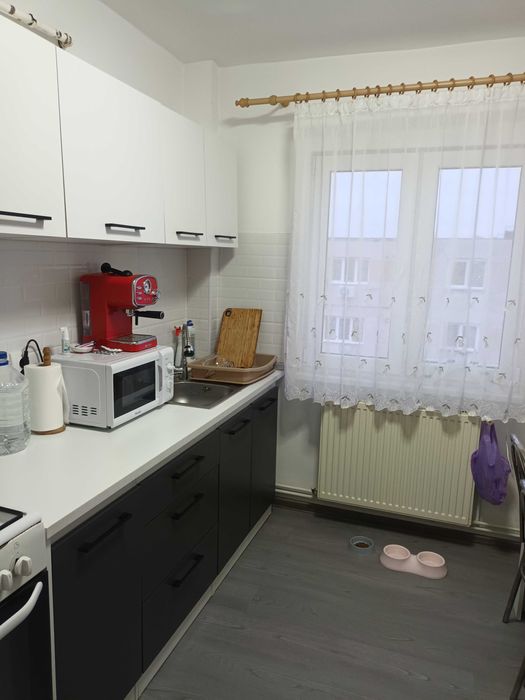 Apartament 3 camere de vânzare