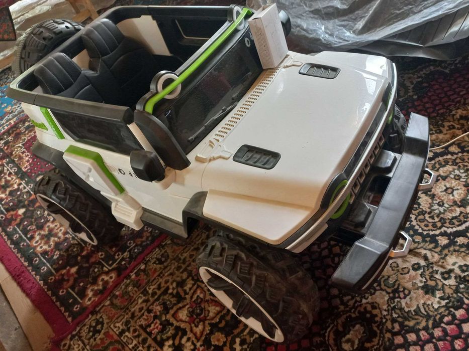 Болалар автомашинаси Дидит сотилади.