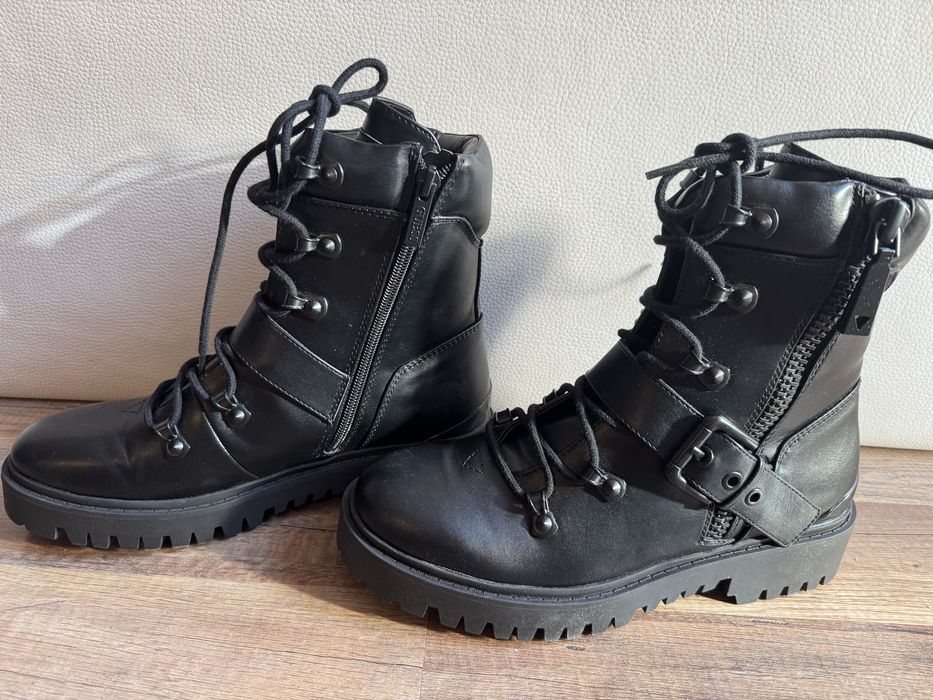 Guess боти, отлични