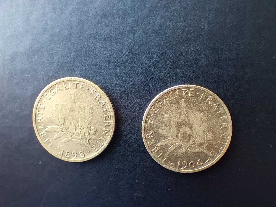 Монети от по 1 френски франк от 1898 г. и 1904 г.