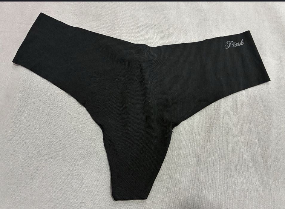 Продаются трусики стринги Victoria’s Secret.