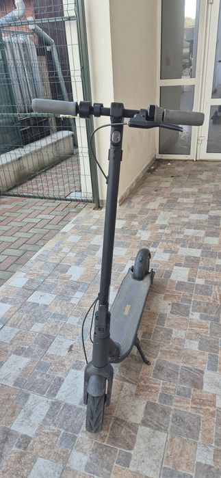 Vând URGENT Trotinetă NineBot G30 Max