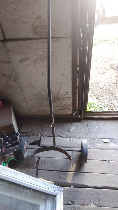 Продам тачку и две фляги для воды