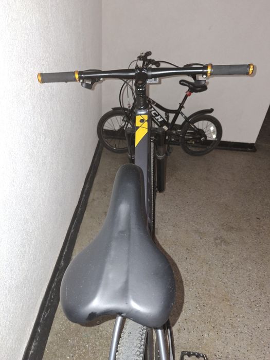 Vând bicicleta !
