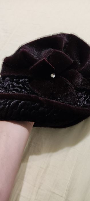 Pălării  am  2  bucați