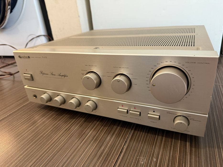 Pioneer A-676 Стерео усилвател