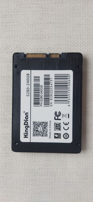 SSD жёсткий диск 240Гб, 2.5