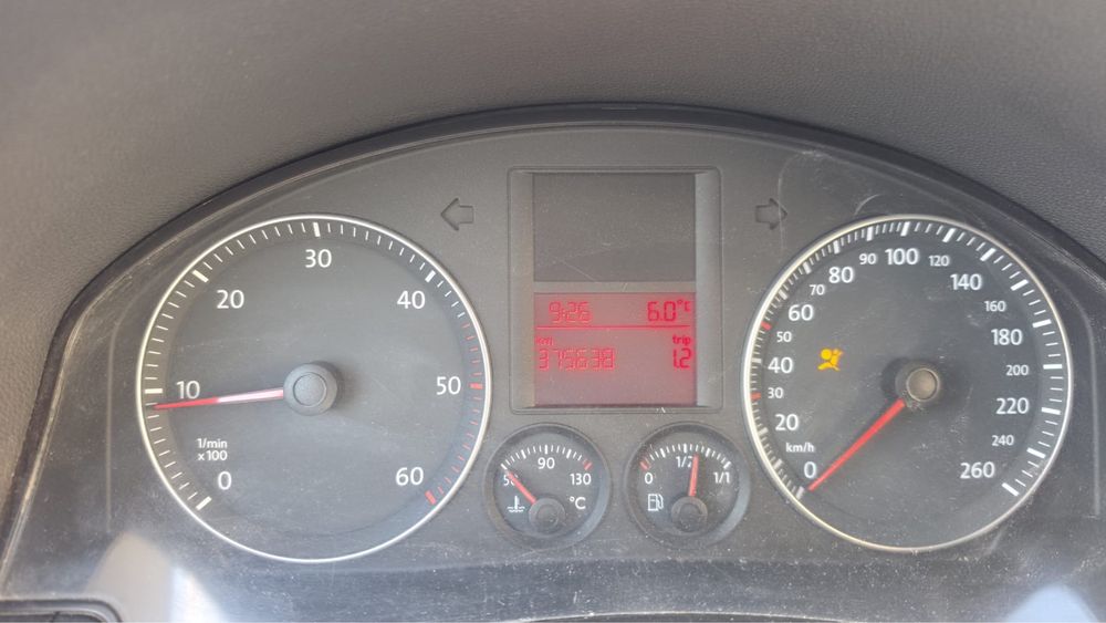 VOLKSWAGEN Golf 2005 — imagine 5