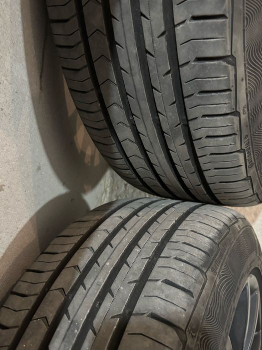 Джанти 17-ки /5х100/ с почти нови гуми CONTINENTAL Premium Contact 5