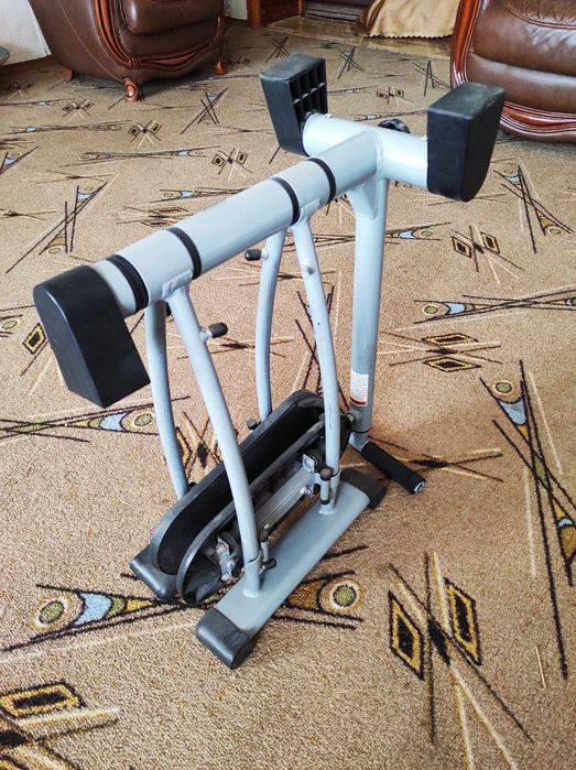 Продам тренажер для ног.