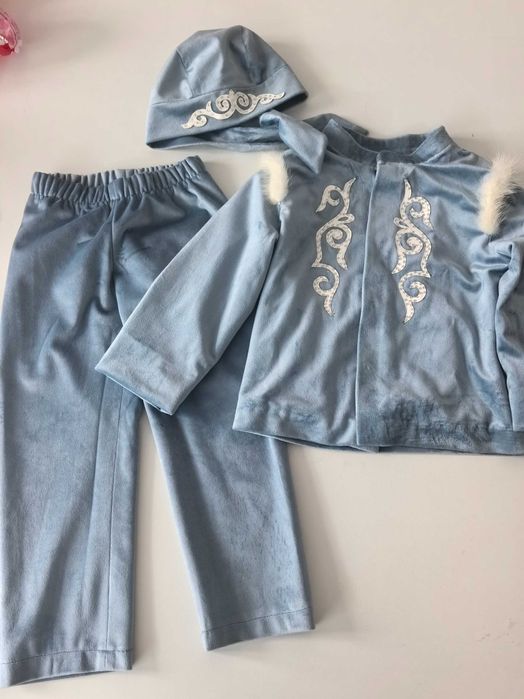 Казахский национальный костюм