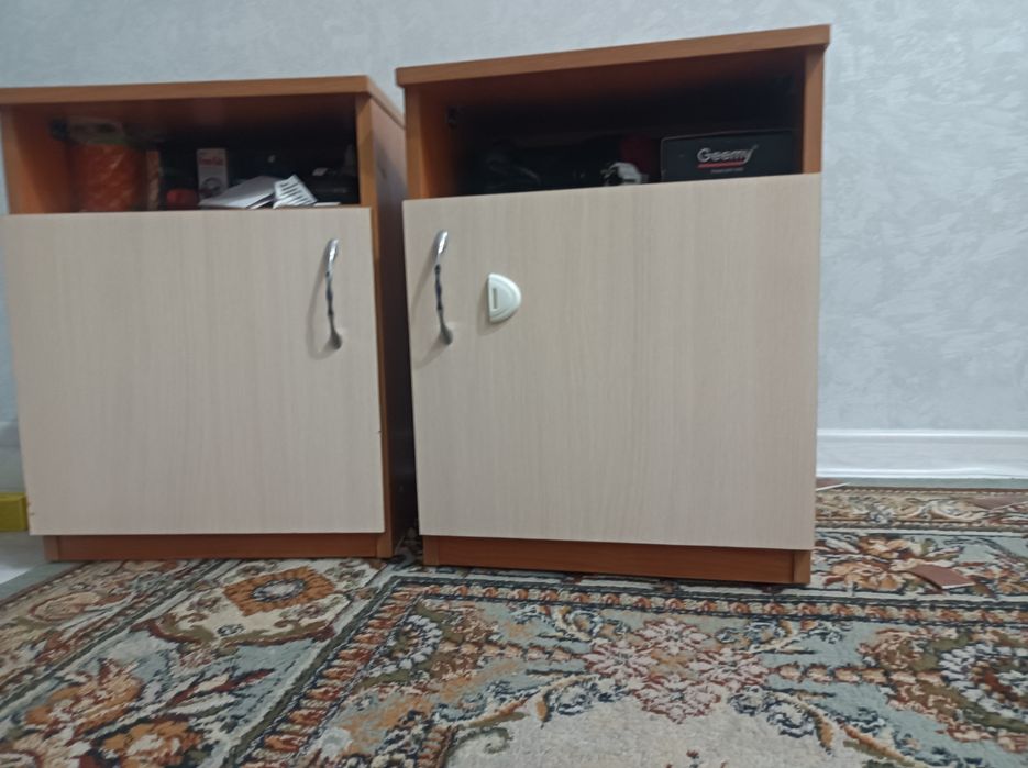 Продам пикроватные тумбочки