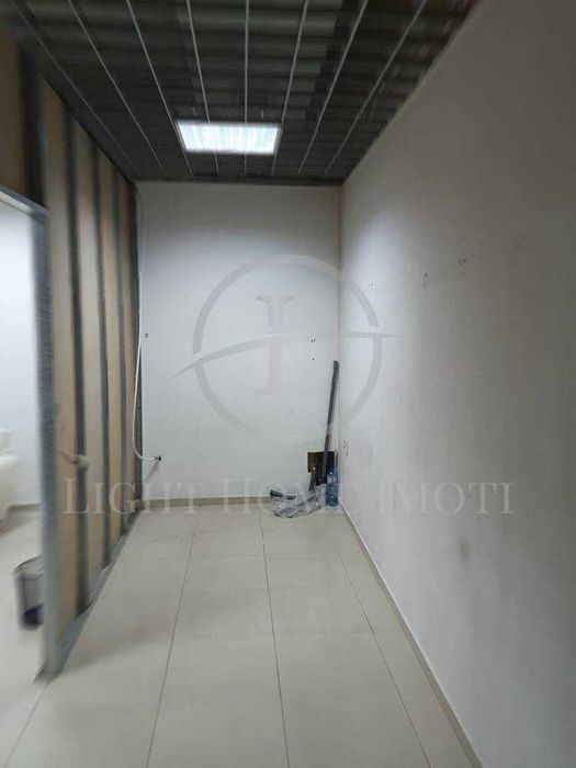 Продава се Магазин в Пловдив, Център - 33 кв.м за 696 €/кв.м - Снимка #4
