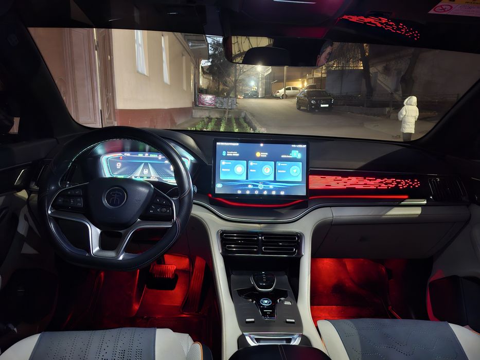 Byd song plus Flagship 505