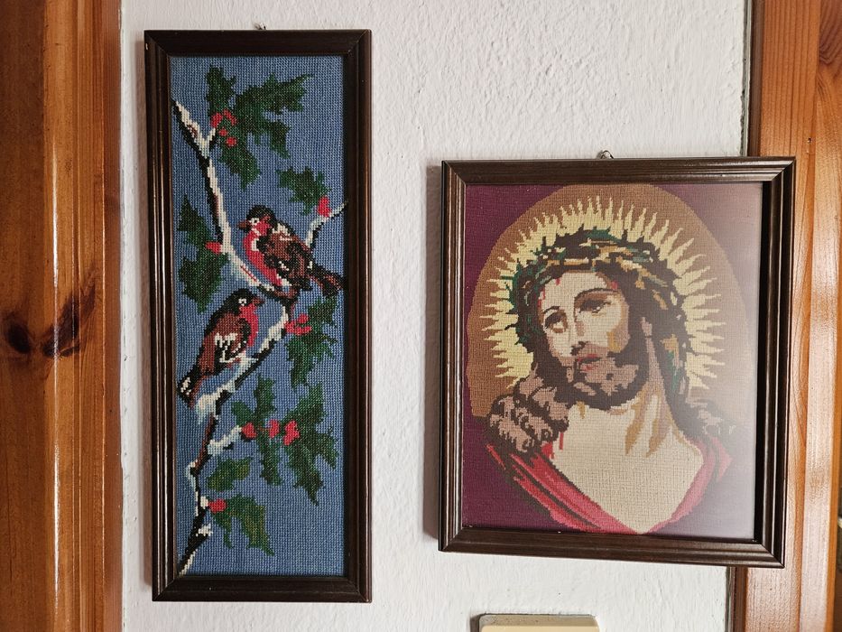 Гоблени 2 броя - Исус Христос и птици