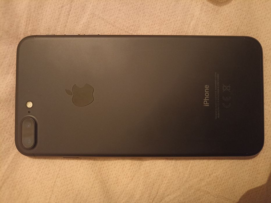Iphone 7+ 128гб обмен либо продаю