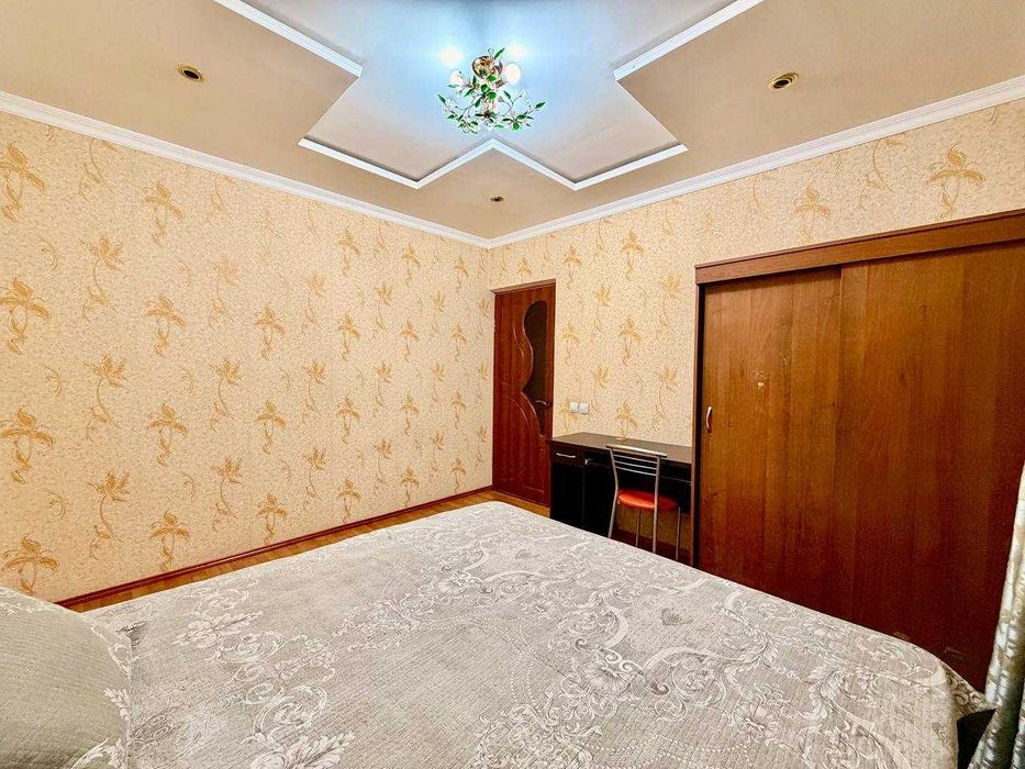 Буз-2, Ялангач, 49-я школа ,77-я серия,
